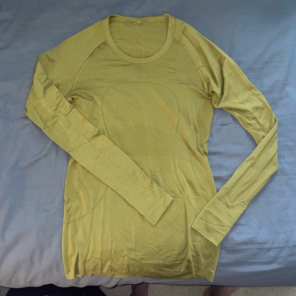Lululemon Swiftly Tech Long Sleeve